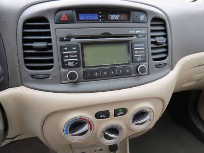 2011 Hyundai Accent GLS