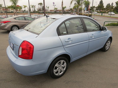2011 Hyundai Accent GLS