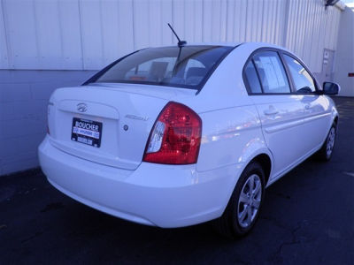 2011 Hyundai Accent GLS