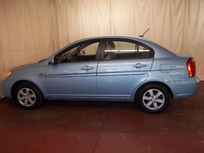 2010 Hyundai Accent GLS