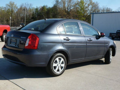 2011 Hyundai Accent  GLS