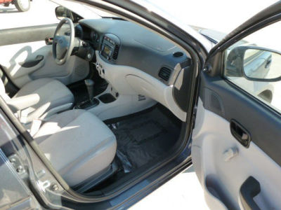 2011 Hyundai Accent  GLS