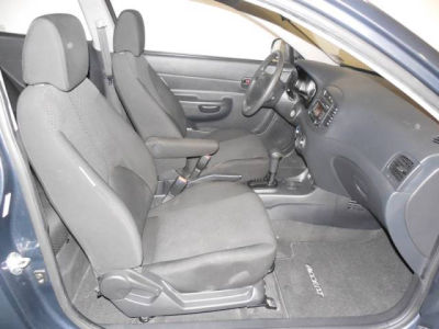 2011 Hyundai Accent  GL
