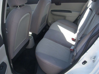 2011 Hyundai Accent  GLS