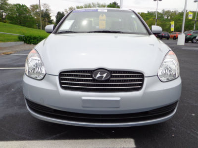 2011 Hyundai Accent GLS