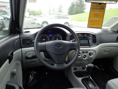 2011 Hyundai Accent GLS