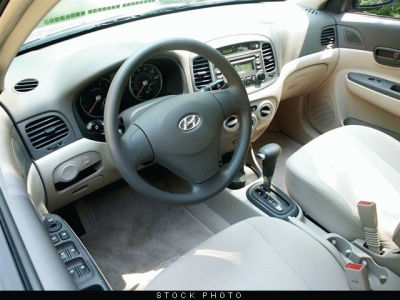 2010 Hyundai Accent  GLS