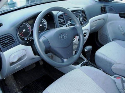 2011 Hyundai Accent GLS