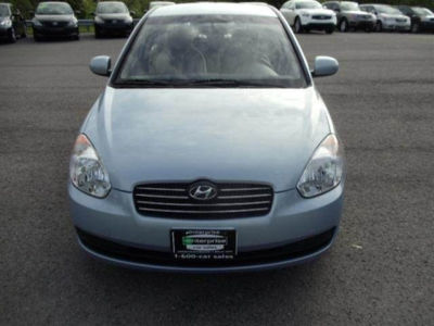 2011 Hyundai Accent  GLS
