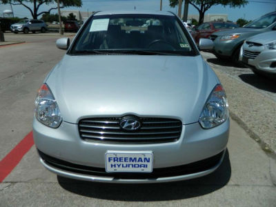 2011 Hyundai Accent  GLS