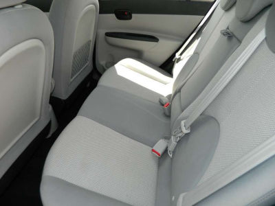 2011 Hyundai Accent  GLS