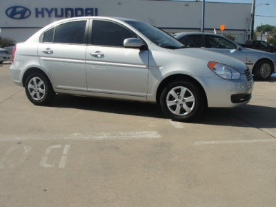 2011 Hyundai Accent GLS
