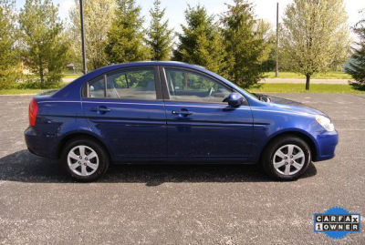 2011 Hyundai Accent  GLS