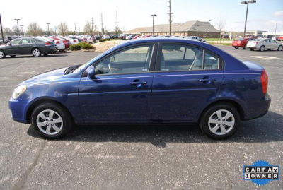 2011 Hyundai Accent  GLS