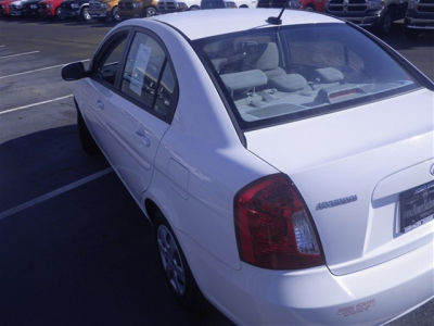 2011 Hyundai Accent  GLS