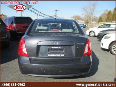 2011 Hyundai Accent  GLS