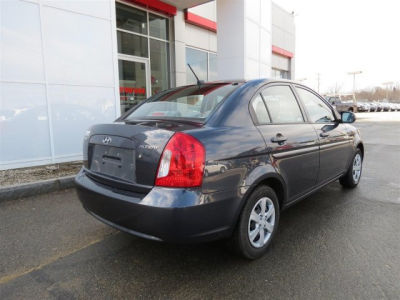 2011 Hyundai Accent  GLS