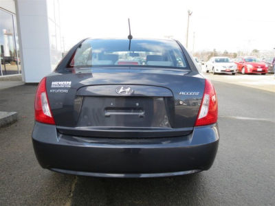 2011 Hyundai Accent  GLS