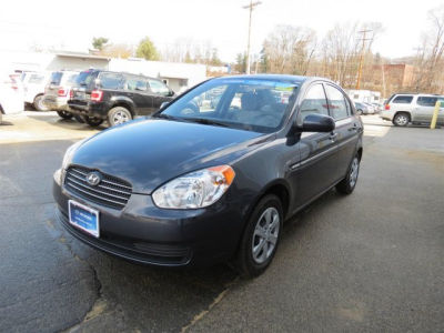 2011 Hyundai Accent  GLS