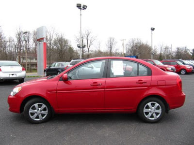 2011 Hyundai Accent  GLS