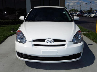 2011 Hyundai Accent  GS
