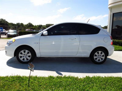 2011 Hyundai Accent  GS