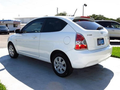 2011 Hyundai Accent  GS