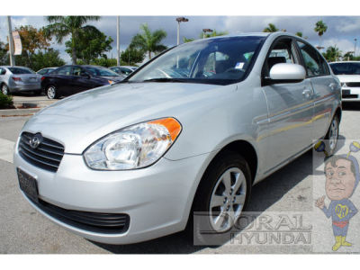 2010 Hyundai Accent  GLS