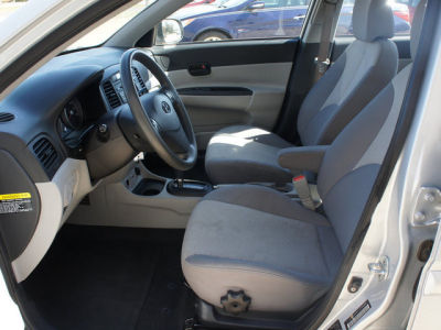 2010 Hyundai Accent  GLS