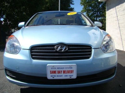 2011 Hyundai Accent  GLS
