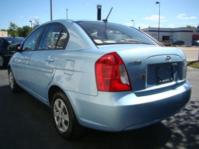 2011 Hyundai Accent  GLS