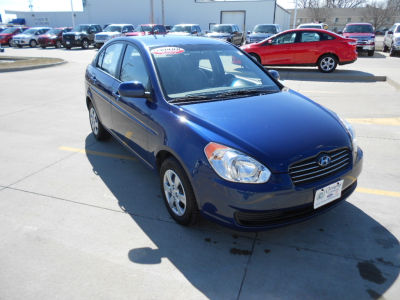 2011 Hyundai Accent  GLS