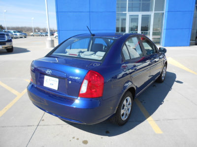 2011 Hyundai Accent  GLS
