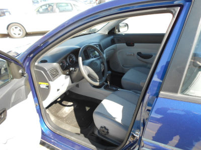 2011 Hyundai Accent  GLS