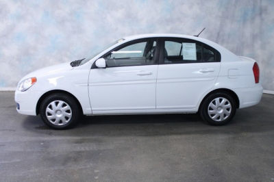 2011 Hyundai Accent  GLS