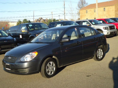 2011 Hyundai Accent  GLS