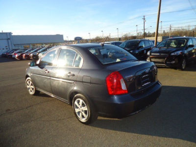2011 Hyundai Accent  GLS