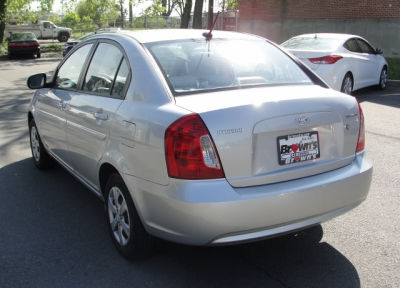 2011 Hyundai Accent  GLS