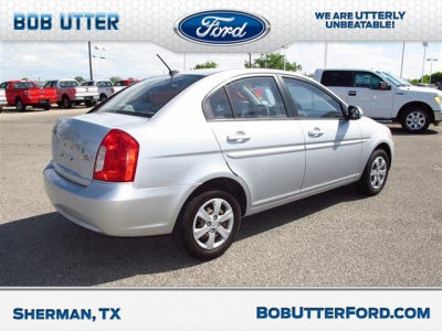 2010 Hyundai Accent GLS