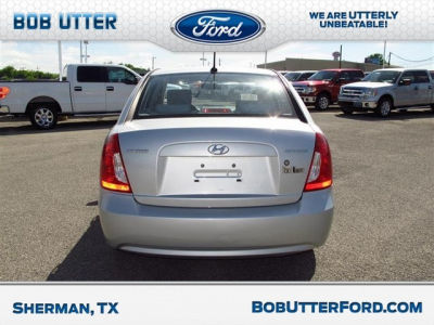 2010 Hyundai Accent GLS