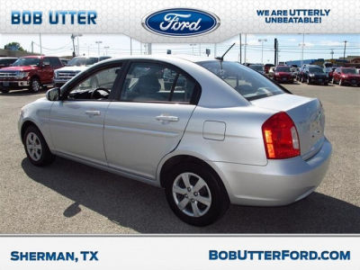 2010 Hyundai Accent GLS
