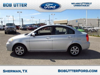2010 Hyundai Accent GLS