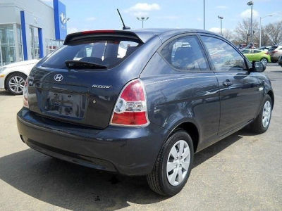 2011 Hyundai Accent  GS