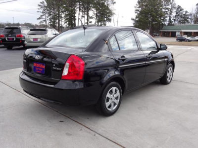 2010 Hyundai Accent  GLS