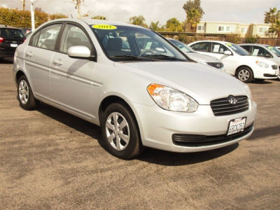 2011 Hyundai Accent  GLS