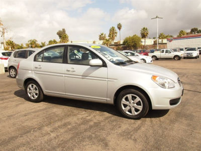 2011 Hyundai Accent  GLS