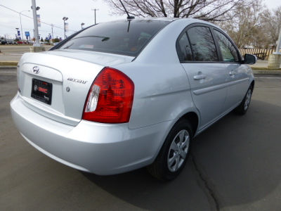 2010 Hyundai Accent  GLS