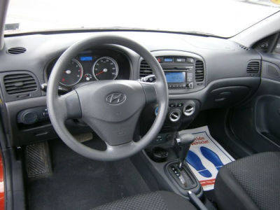 2011 Hyundai Accent GLS