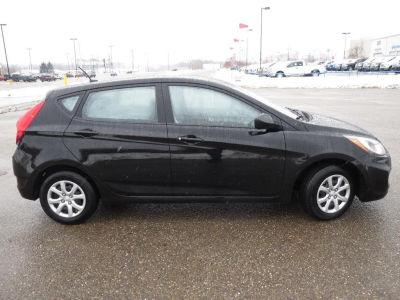 2012 Hyundai Accent  GS