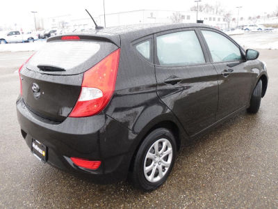 2012 Hyundai Accent  GS